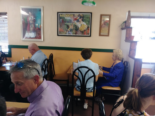 Mi Pueblo Restaurant & Bar